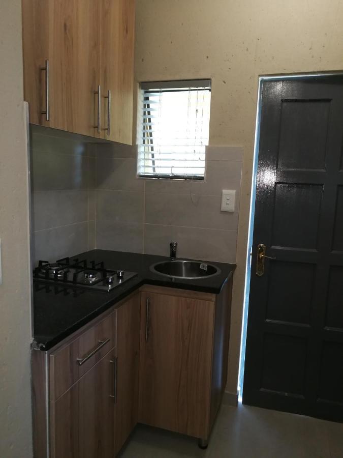 Salas Stay, Midrand Kültér fotó